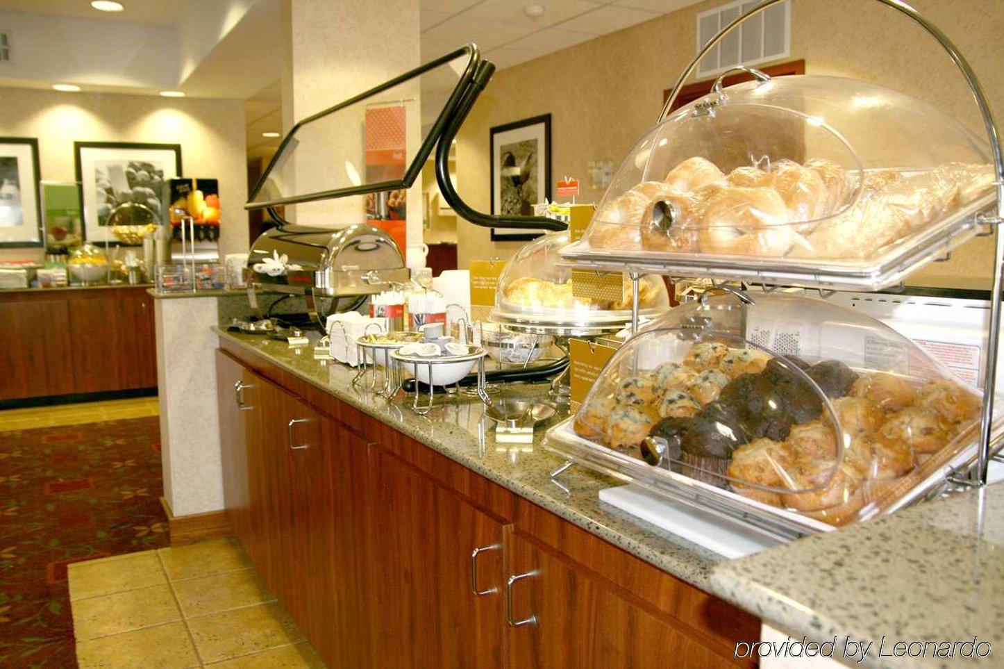 แฮมป์ตัน อินน์ ทัลซ่า แซนด์ สปริงส์ Sand Springs ร้านอาหาร รูปภาพ